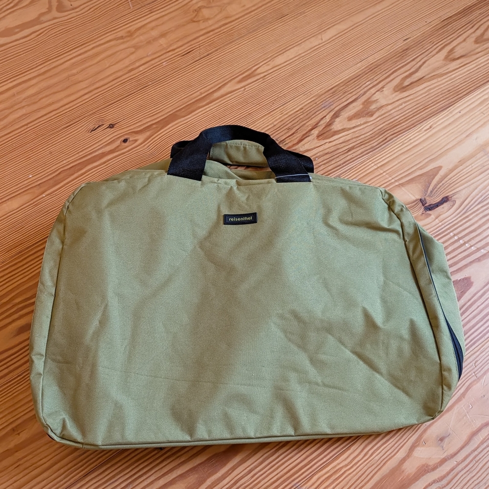REISENTHEL green apple overnight bag